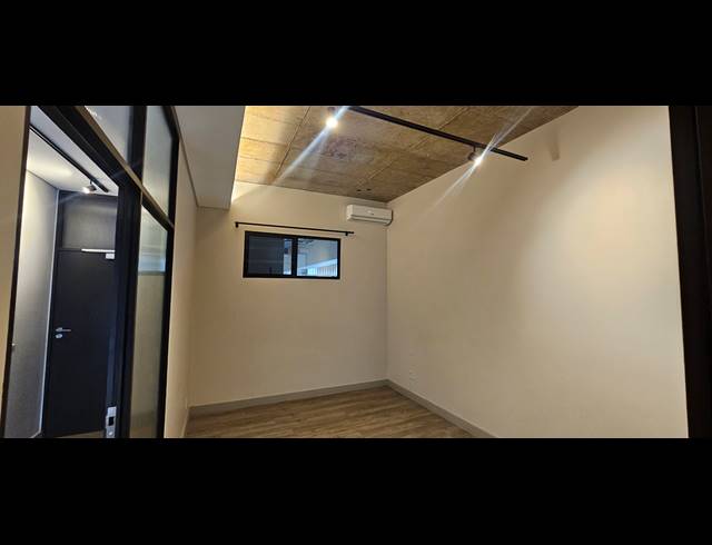 1 BEDROOM APARTMENT FOR SALE IN SANDOWN